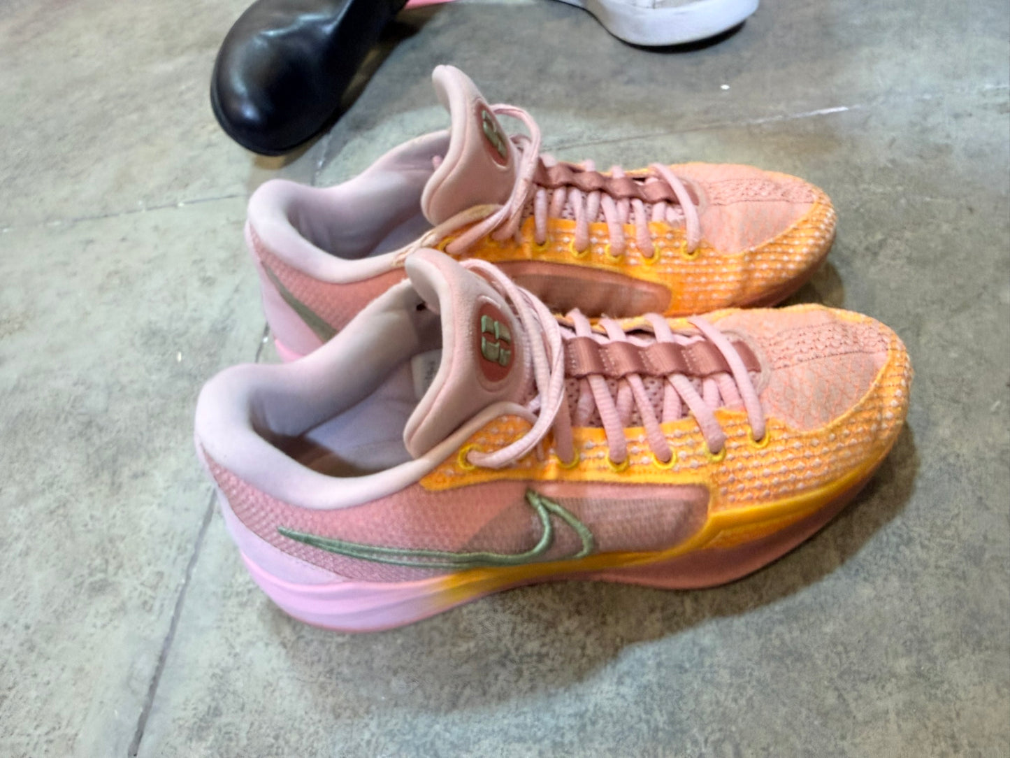 Women's Nike KD Basketball Shoes Size 8 Preloved Good Condition