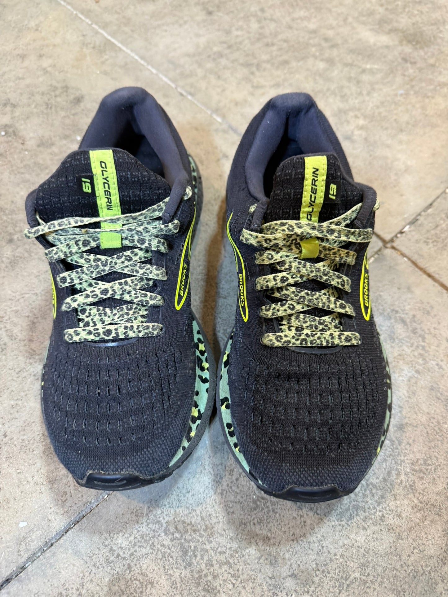 Brooks Glycerin black running shoes with green accents