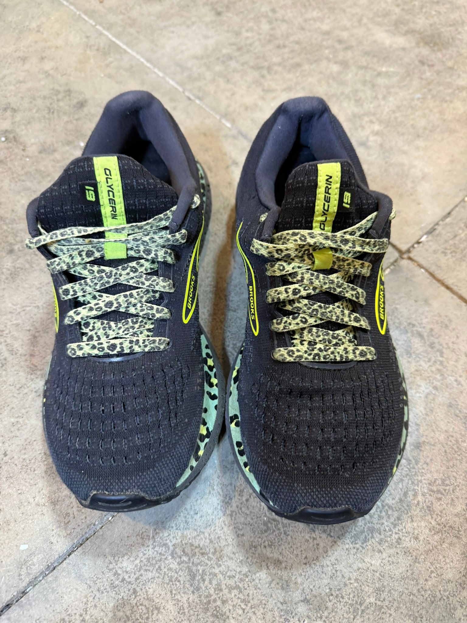 Brooks Glycerin black running shoes with green accents