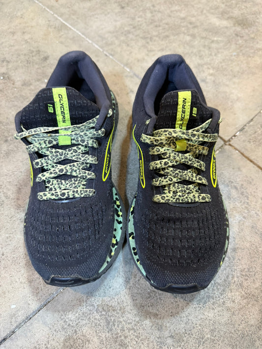Brooks Glycerin black running shoes with green accents