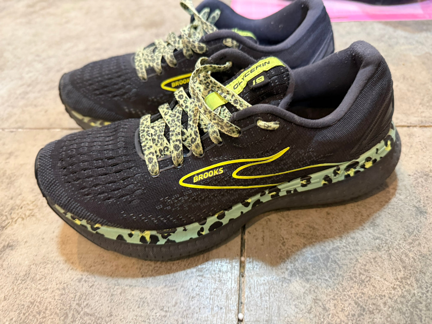 Brooks Glycerin black running shoes with green accents