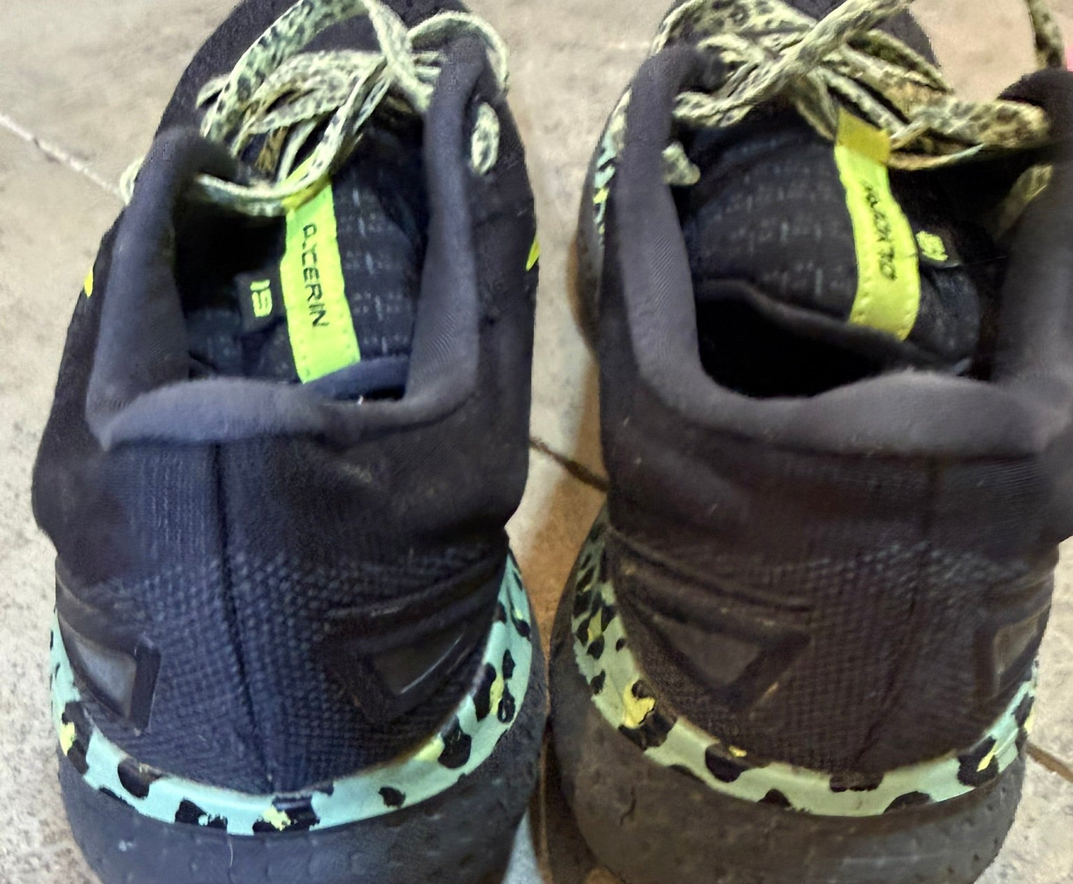 Brooks Glycerin black running shoes with green accents