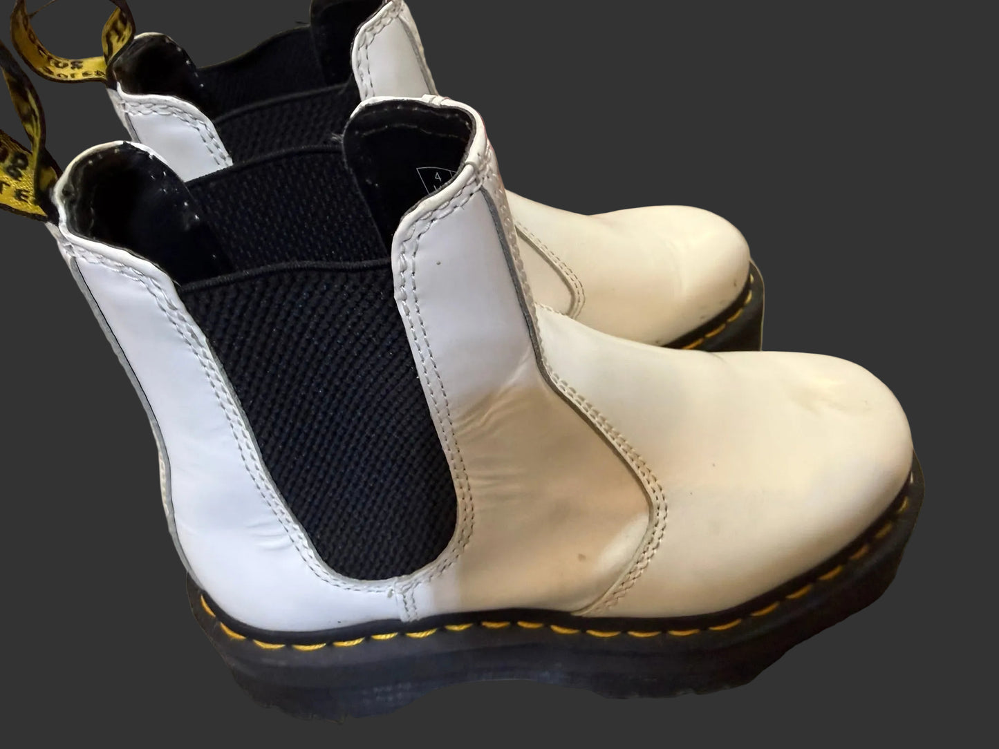 Dr. Martens Gently Used 2976 Quad Chelsea Boots – White – Women’s 6