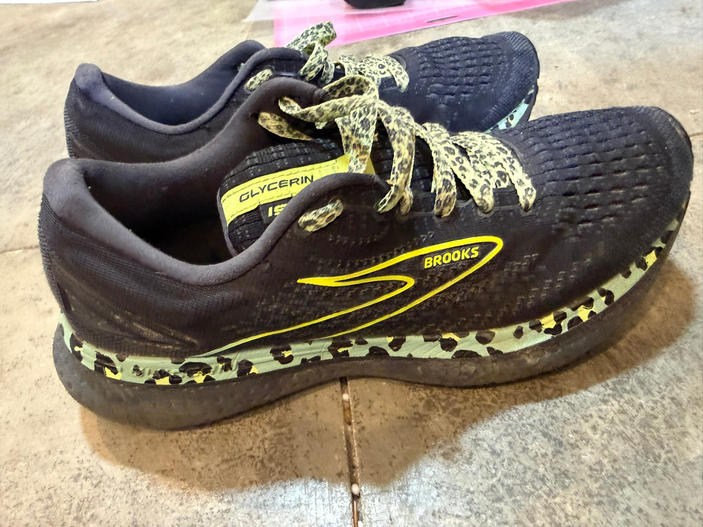 Brooks Glycerin 19 Running Shoes – Women’s 8.5 (fit like size 8)