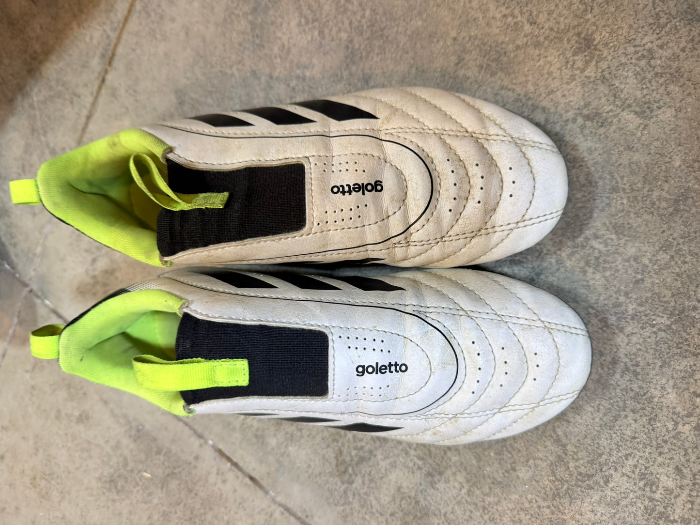 Boys Adidas Soccer Cleats Slip On Size 3